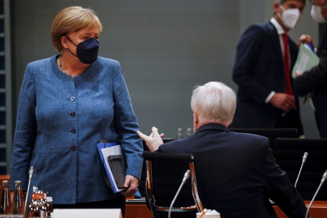 Idu izbori, odlazi Angela, ali tu je i strah - hoće li se Rusi umešati?