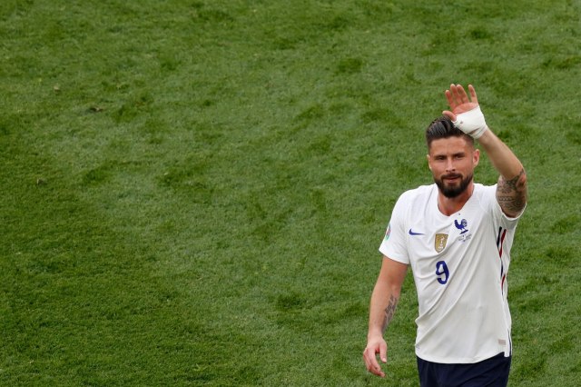 Žiru u Milanu za milion evra