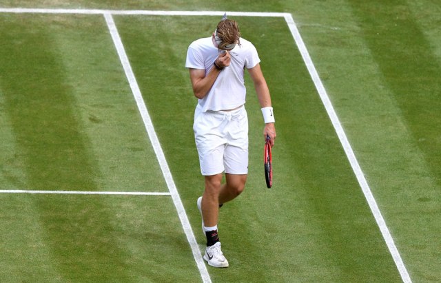 Šapovalov o Ðokoviæu: Ne hvale ga koliko zaslužuje