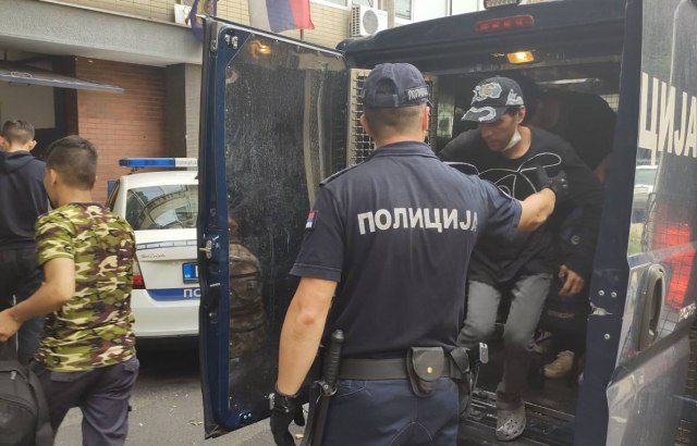 Policija u Beogradu pronašla 39 ilegalnih migranata; sprovedeni u prihvatne centre