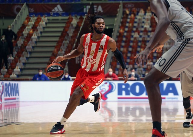 Kori Volden napustio Zvezdu