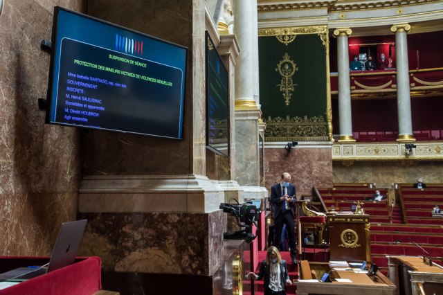 Delegacija Srbije u poseti francuskom parlamentu