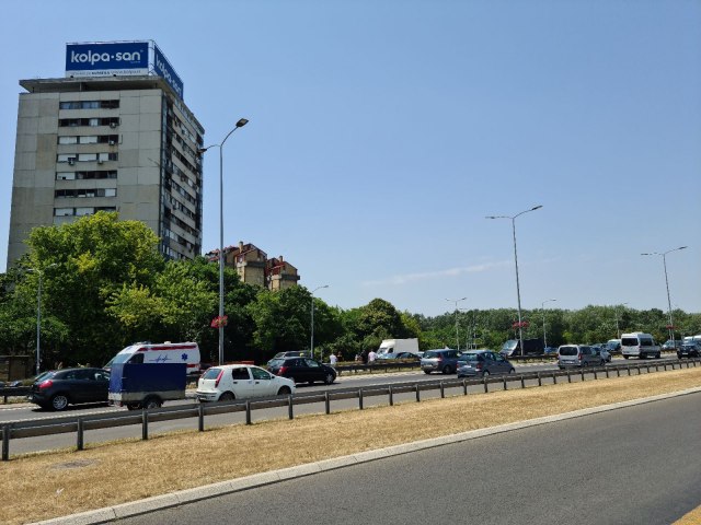 Lančani sudar kod Studentskog grada, gužve na auto-putu; Udes i kod Arene FOTO