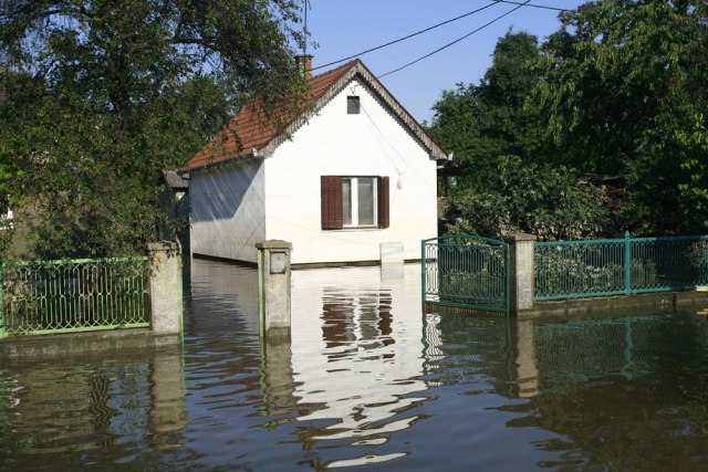 Poplave u Srbiji? Sektor za vanredne situacije za B92.net: Uputili smo upozorenje