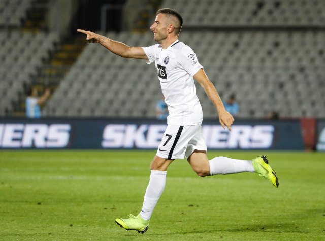 Majstorski gol Zorana Tošića VIDEO