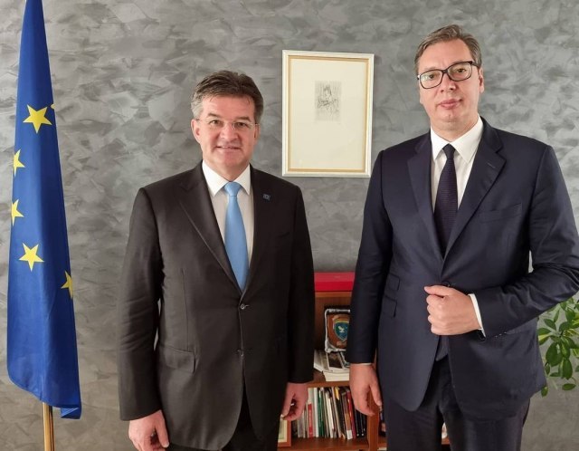 Vučić arrived in Brussels, meeting with Lajčák immediately PHOTO