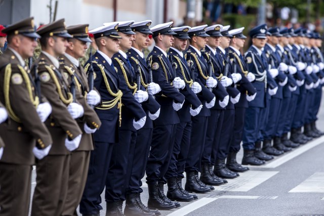 Nenajavljeno testiranje: Petorica vojnika pozitivna na kokain, jedan od njih osiguravao vojni i državni vrh