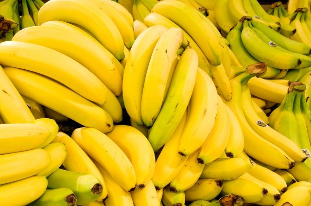 U prodavnici u Ploèama meðu bananama pronaðeno 18 kilograma kokaina
