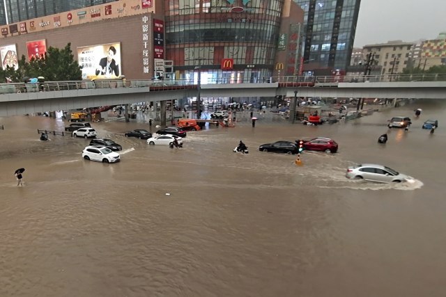 Apocalyptic images, city under water - at least 12 dead VIDEO / PHOTO