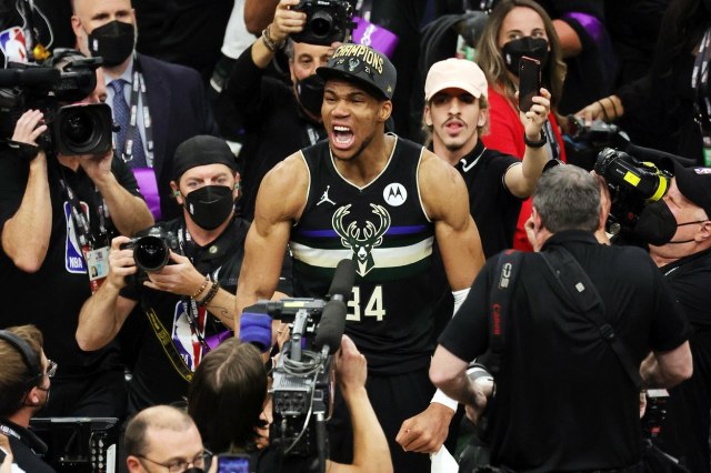 Moæni Janis sa 50 poena doneo Milvokiju titulu!