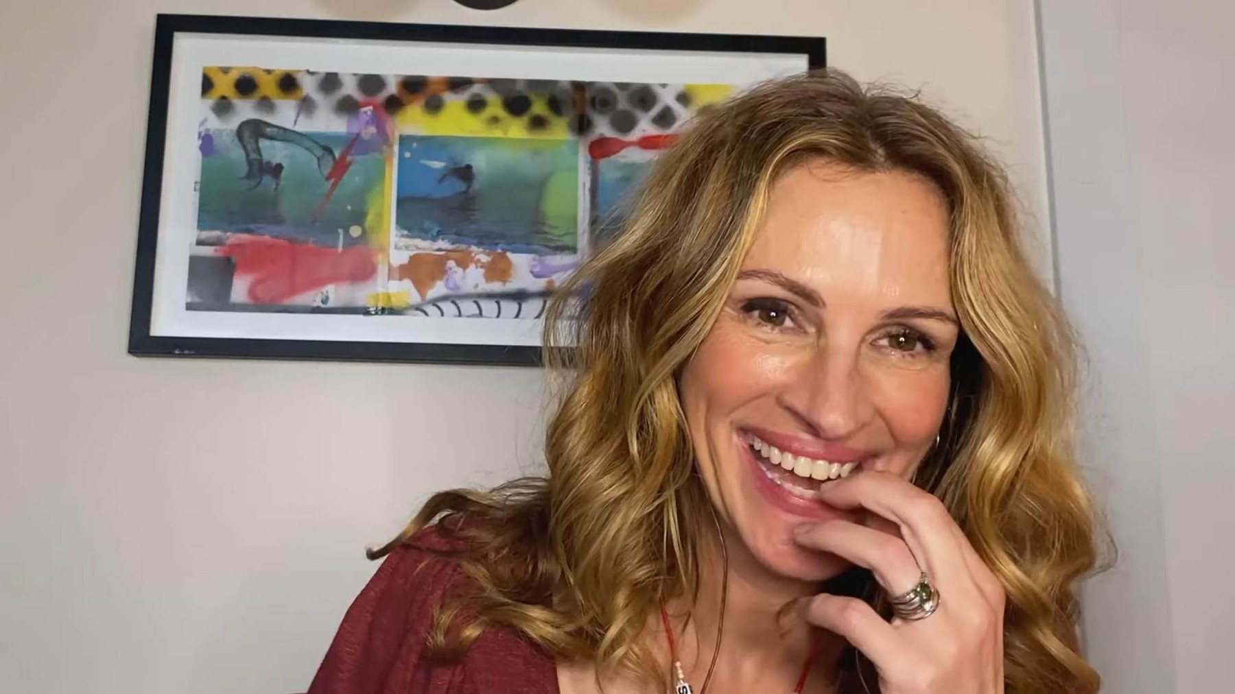 IZA ČAROBRNOG OSMEHA, KRIJE SE OGROMNA TUGA: Mlada izgubila roditelje, sestra izvršila samoubistvo, preotela tuđeg muža...