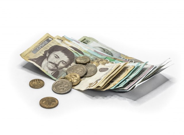 Prosečna plata u Novom Pazaru manja od 49.000 dinara
