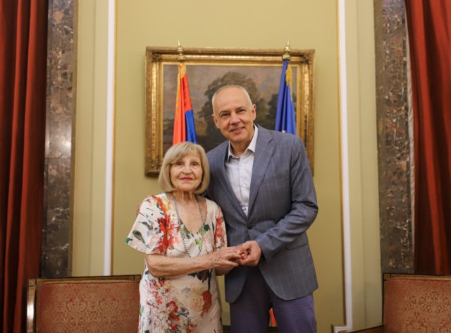Posle 47 godina Mira Banjac ponovo u Starom dvoru FOTO