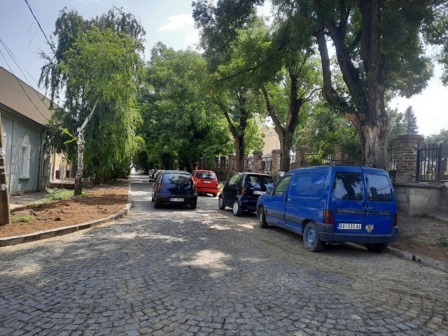 Rekonstruisana ulica u Zemunu, još dve æe dobiti kocku FOTO