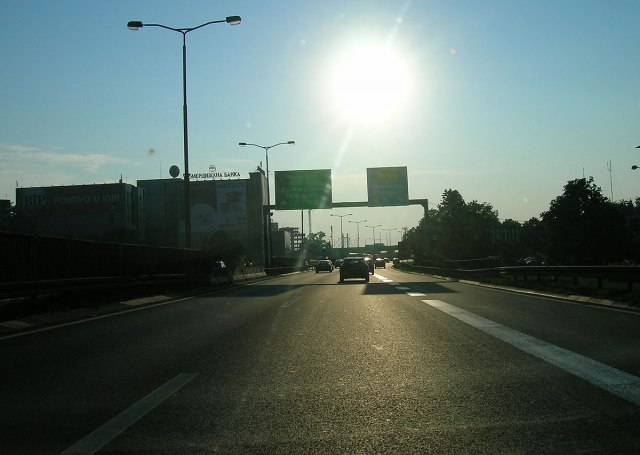 Šta najviše strada na automobilu tokom letnjih vrućina