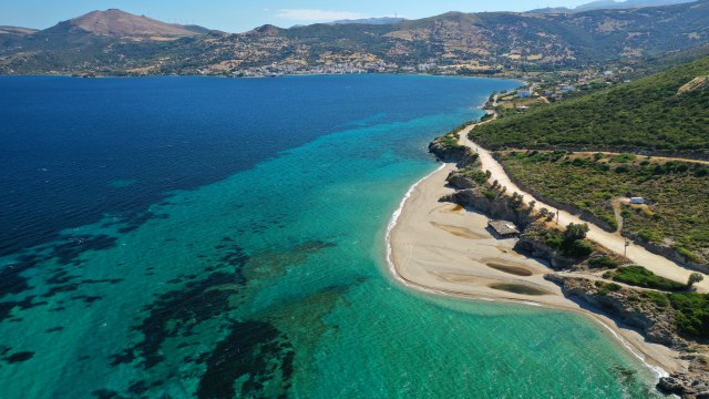 Da li znate gde je tajanstvena plaža iz reklamne kampanje za Grèku? FOTO/VIDEO