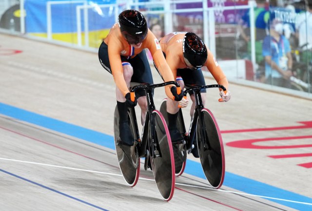 Holanđanima zlato u ekipnom sprintu
