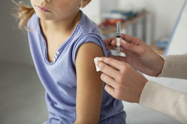 Potvrđeno za B92.net: Krizni štab preporučio vakcinaciju dece