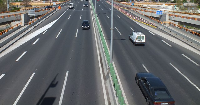 Zbog nove smene turista moguæe gužve na naplatnim rampama i granicama VIDEO