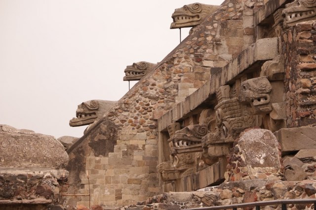 Meksiko gradi repliku Velikog hrama Asteka visoku 16 metara