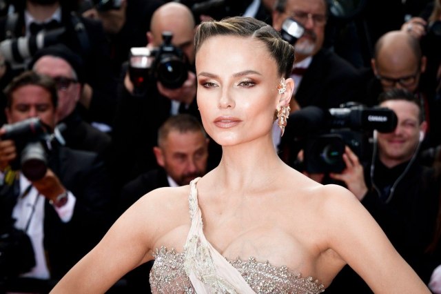 Najlepša ruska manekenka: Njen brak porede sa bajkom o Lepotici i zveri  FOTO