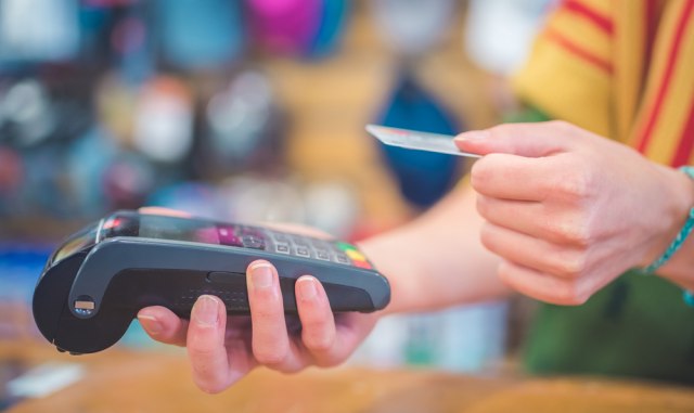 Platili piæe na Hvaru u vrednosti jednog BMW-a: "Jesu li to ljudi ili protoèni bojleri?" FOTO