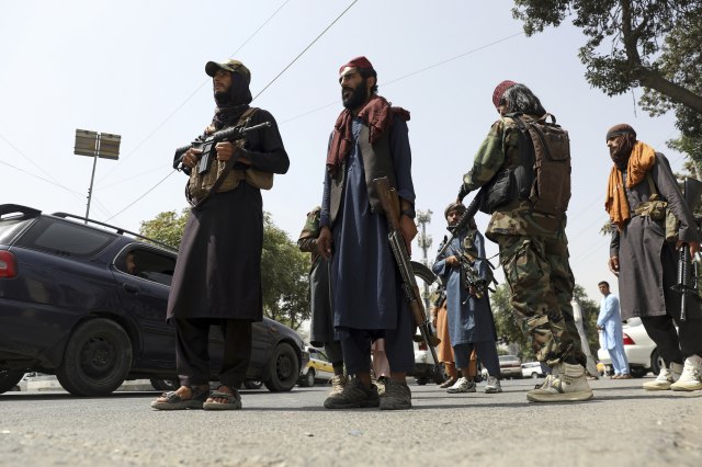 Talibani pucali na ljude u više gradova; Stigle prve procene o mrtvima i ranjenima VIDEO
