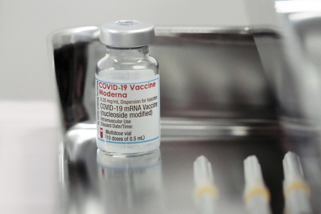 Japan recalls 1.63 million Moderna vaccine doses