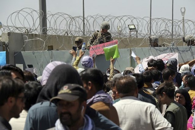 Explosion near the airport - wounded and dead are counted VIDEO / PHOTO
