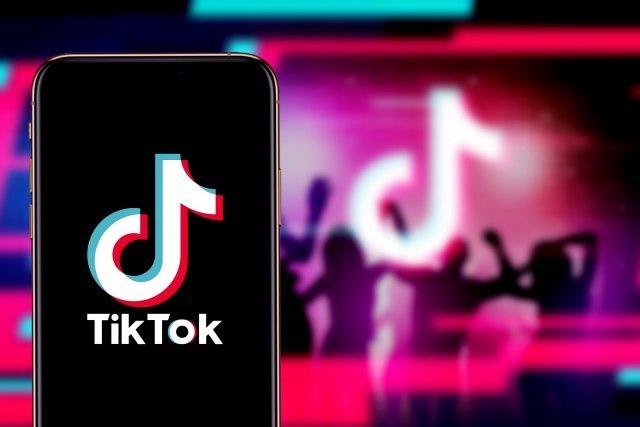 Nije dugo trajalo: TikTok zabranio novi "èelendž"