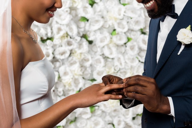 Afričko venčanje decenije: Hoteli sa 5 zvezdica prepuni, gostima poklanjali telefone