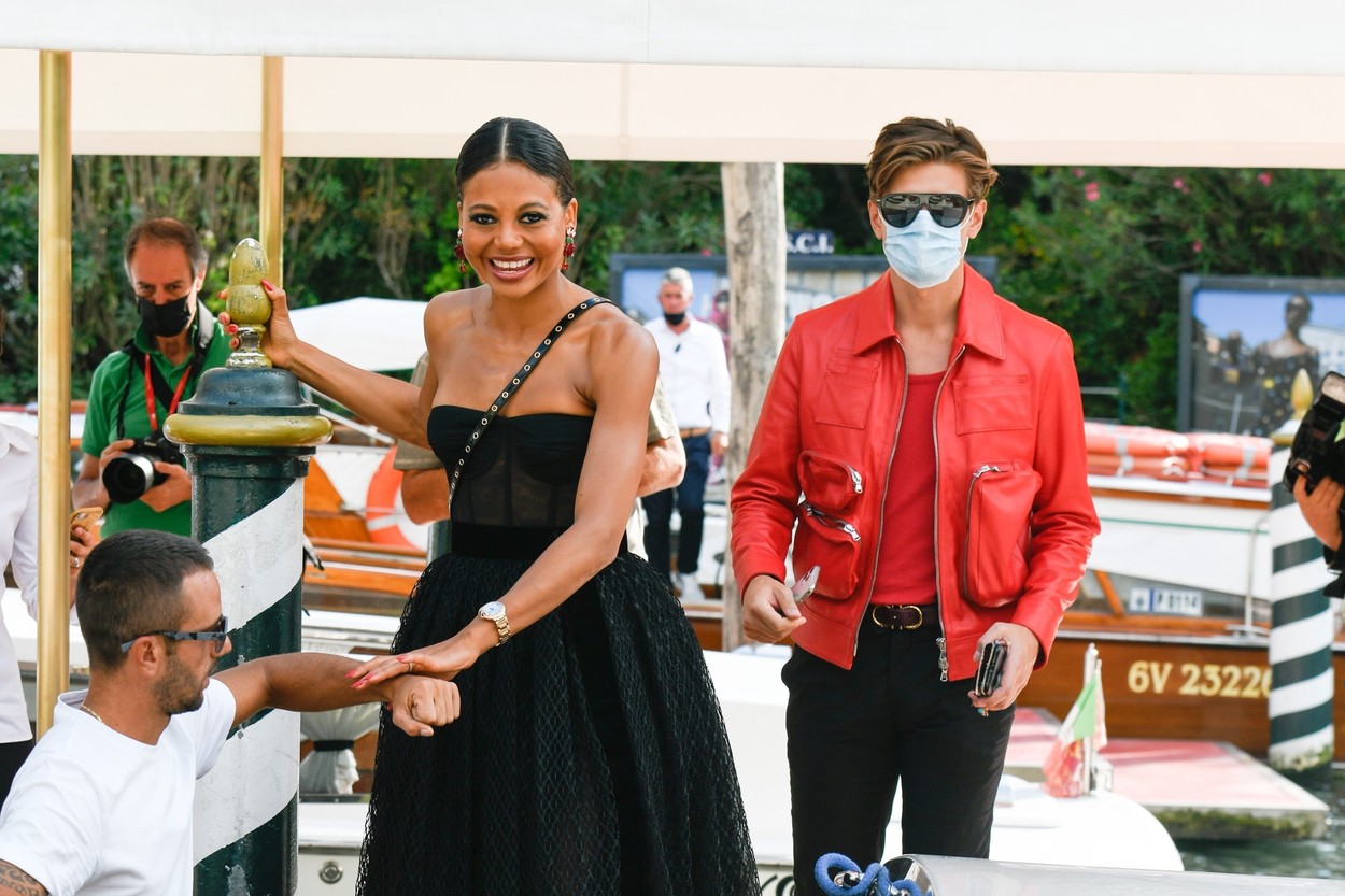 Dečak sa Kinder čokolade: Beograđanin je danas model, glumac i zvezda u Veneciji (FOTO)