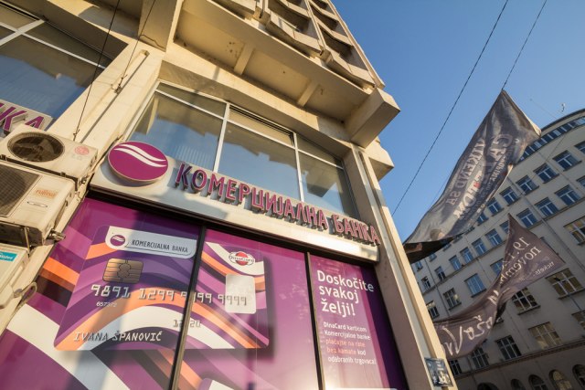 Kupuju Komercijalnu i pokrivaju minus MTS banke