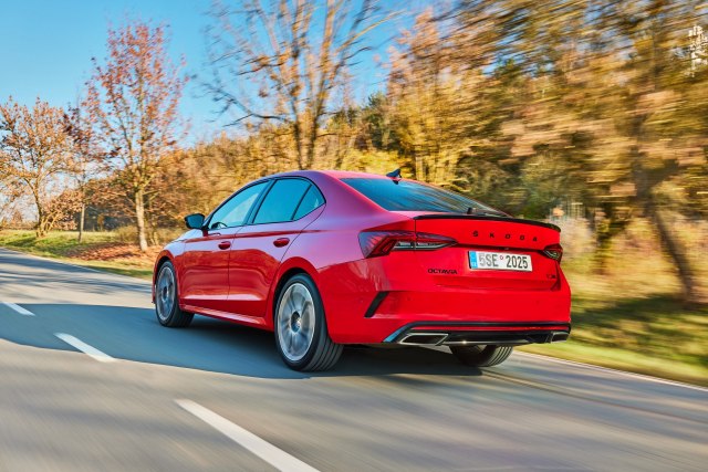 Aktuelna Octavia IV generacije (Foto: Škoda promo)