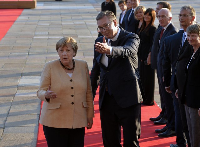 Merkelova otkrila svoj stav o priznavanju tzv. Kosova