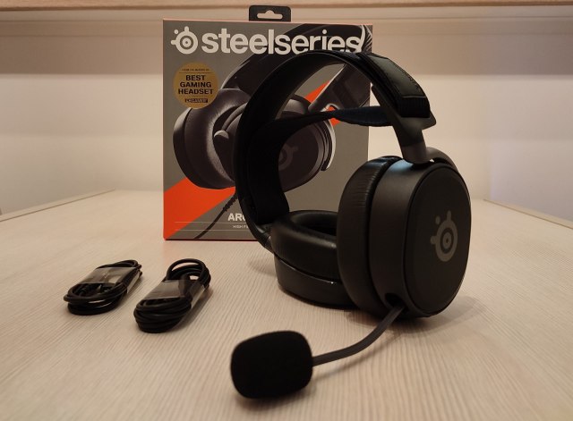SteelSeries predstavio nove gejmerske slušalice za esportiste