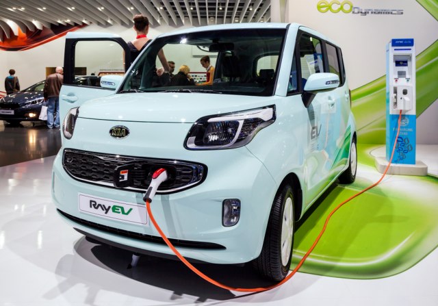 Kako æe ruske vlasti stimulisati vozaèe da kupe elektrièni automobil