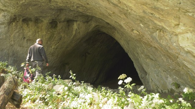 Najveći pećinski sistem u Srbiji; ograničen broj turista može do njega FOTO