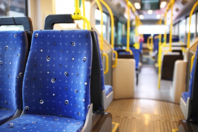 Incident u novosadskom autobusu - vozaè vreðao putnicu: "Ako si invalid, plati taksi"