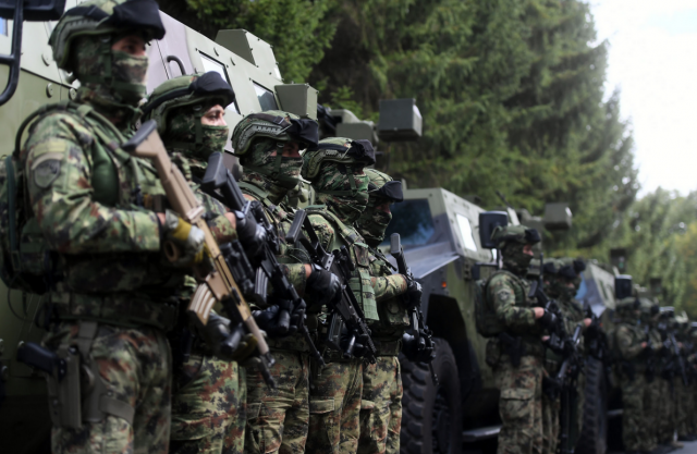 Vojska Srbije u prvom stepenu pripravnosti FOTO