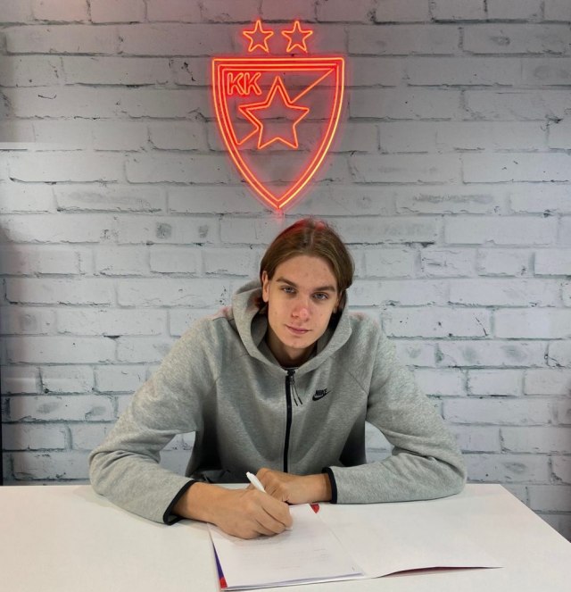 Zvezda potpisala ugovor sa talentovanim krilnim centrom