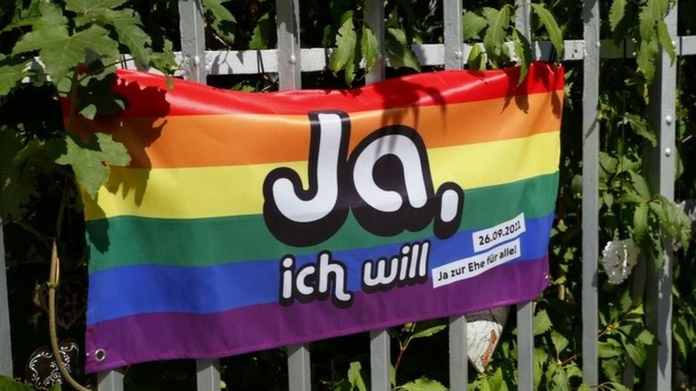 Švajcarska i referendum: Glasači podržavaju legalizaciju istopolnih brakova