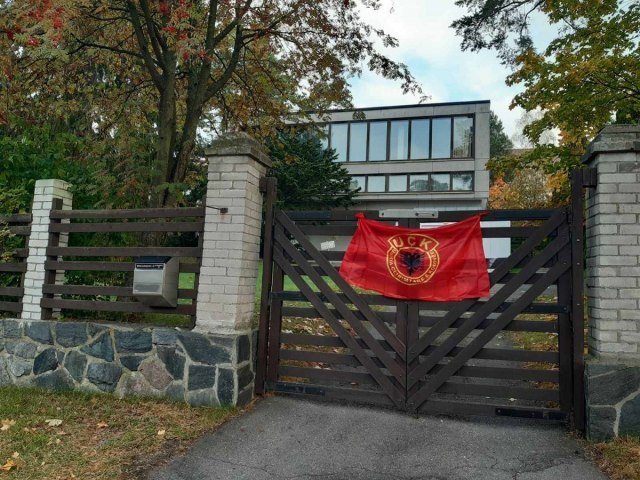 Scandal: The flag of the so-called KLA at the Serbian Embassy PHOTO