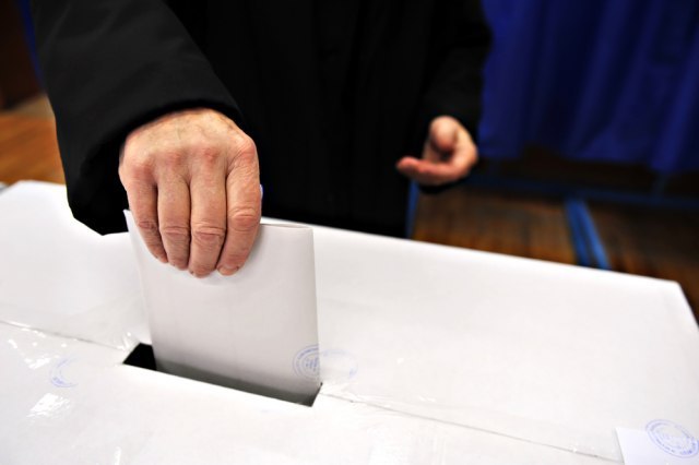 U Kataru počeli prvi demokratski izbori, manje od 10 odsto građana ima pravo na glas
