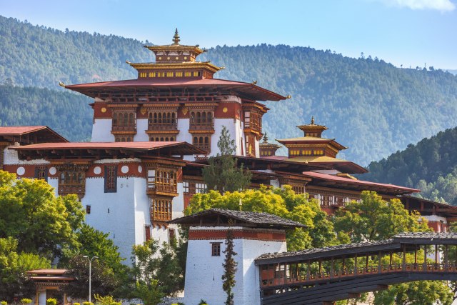 Fran Bak (70) – jedini turista u Butanu
