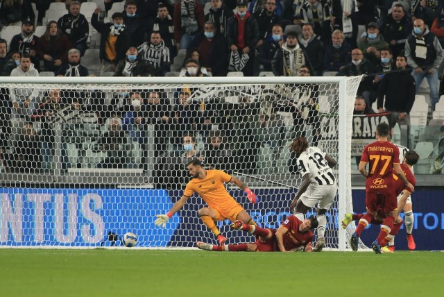 Juventus srušio Romu – kontroverzni penal obeležio utakmicu VIDEO