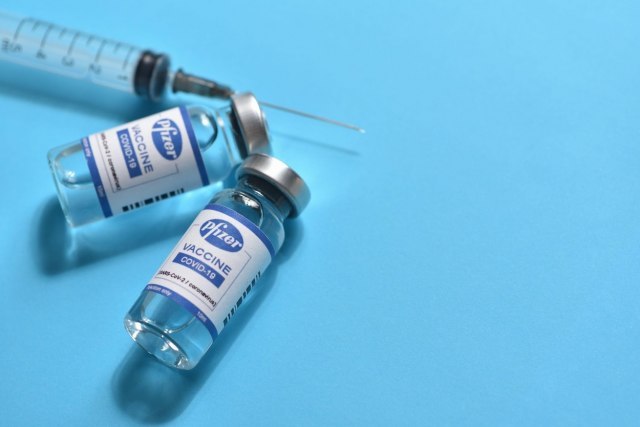 Amerika baca vakcine – "postoji jedan problem"