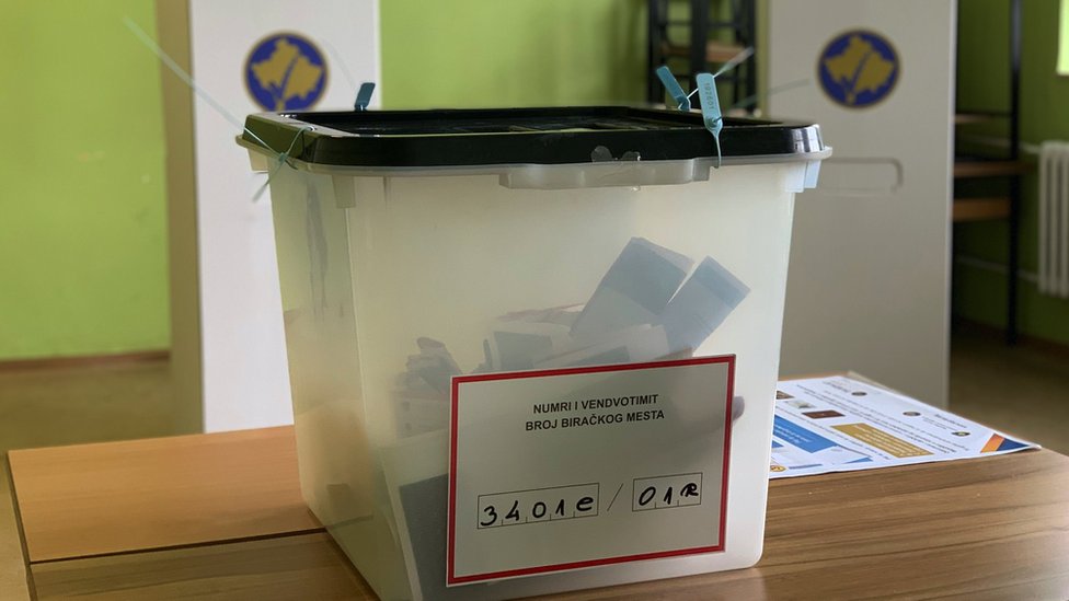 Lokalni izbori na Kosovu: Završeno glasanje za predsednike opština i opštinske skupštine, najveća izlaznost u srpskim sredinama