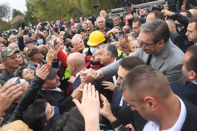 Vučić: Hvala građanima, hvala Orbanu VIDEO/FOTO