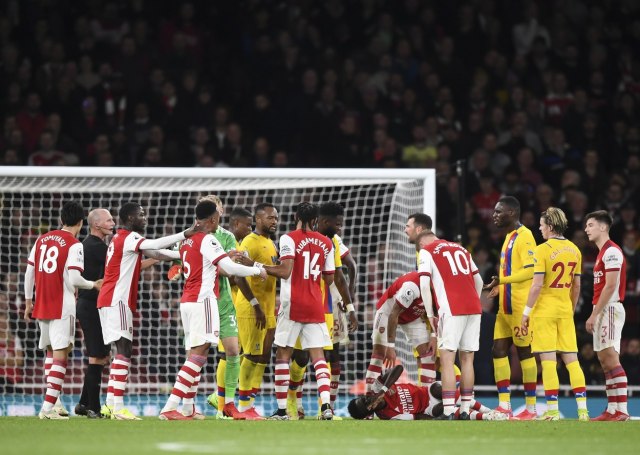 Arsenal u poslednjim sekundama izbegao poraz